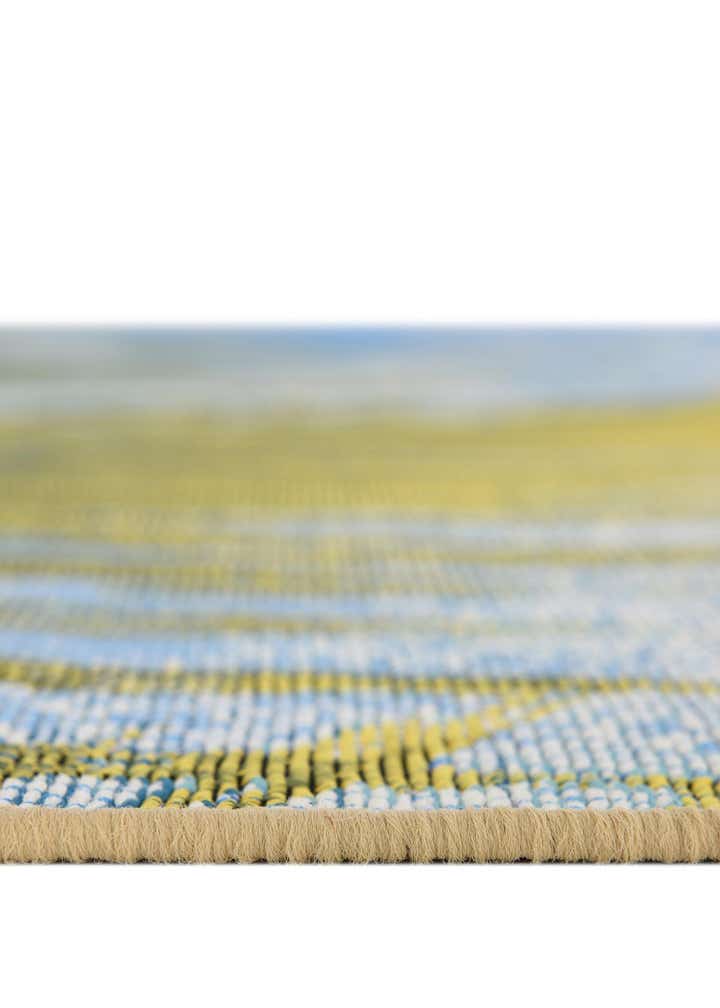 7' 10 x 7' 10 Easy-Clean Coastal Indoor / Outdoor Round Rug
