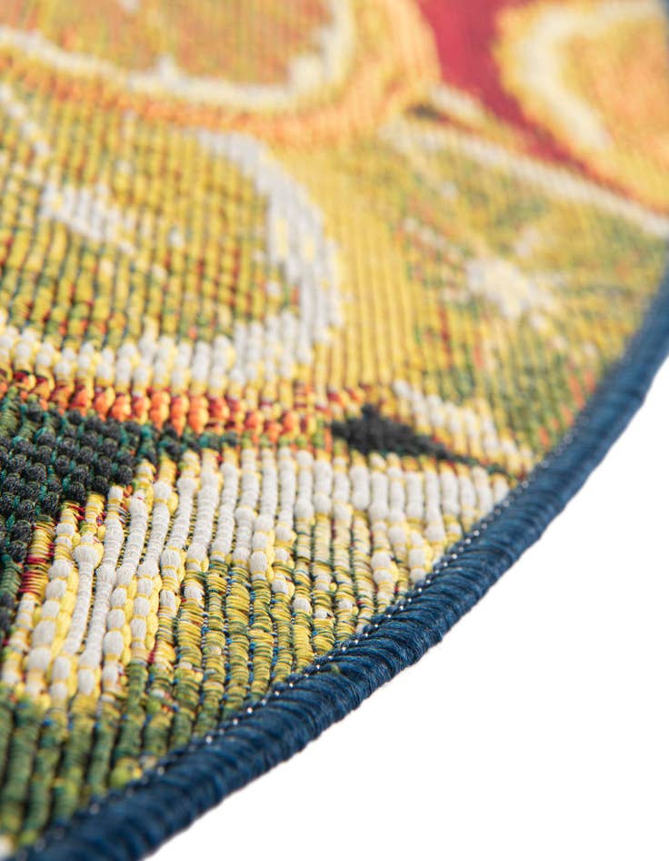 Detail image of 4' x 4'  Washable Coastal Indoor / Outdoor Round Rug