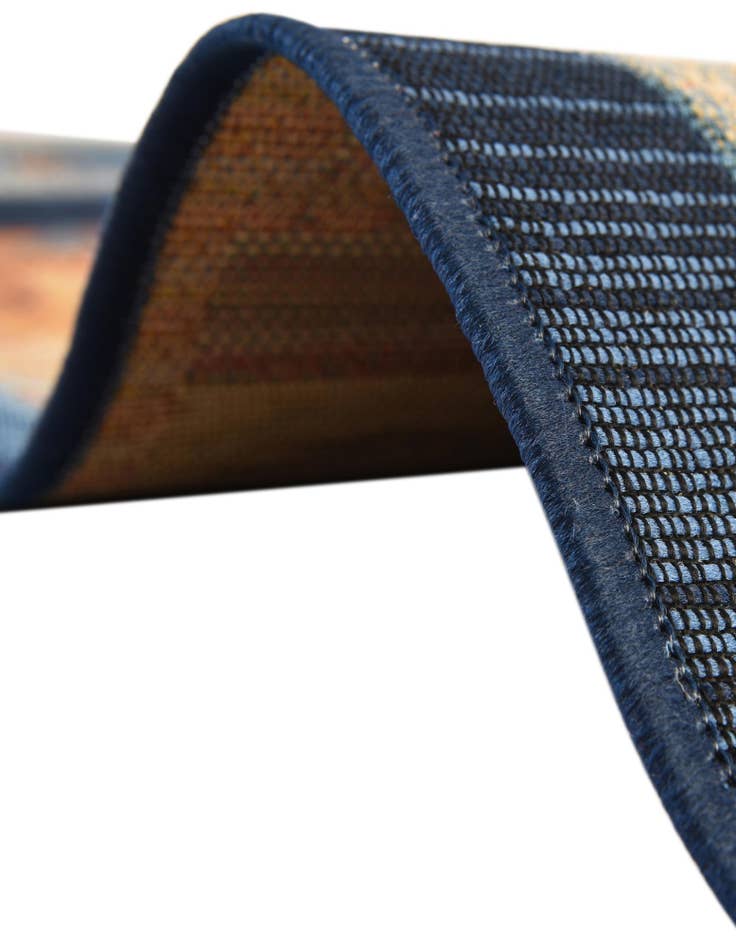 Detail image of 8' x 8'  Washable Modern Indoor / Outdoor Round Rug