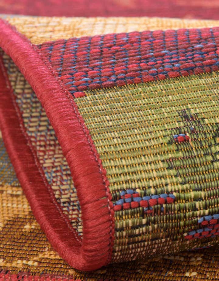 8' x 8' Easy-Clean Modern Indoor / Outdoor Round Rug