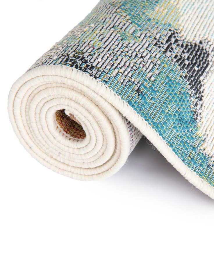 Detail image of 4' 1 x 4' 1  Washable Modern Indoor / Outdoor Round Rug