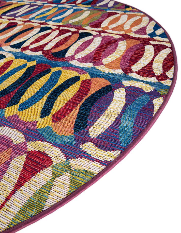 Detail image of 4' x 4' Easy-Clean Modern Indoor / Outdoor Round Rug