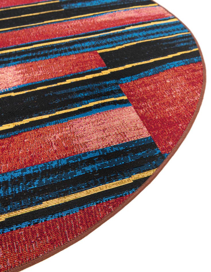 Detail image of 5' x 5' Easy-Clean Modern Indoor / Outdoor Round Rug