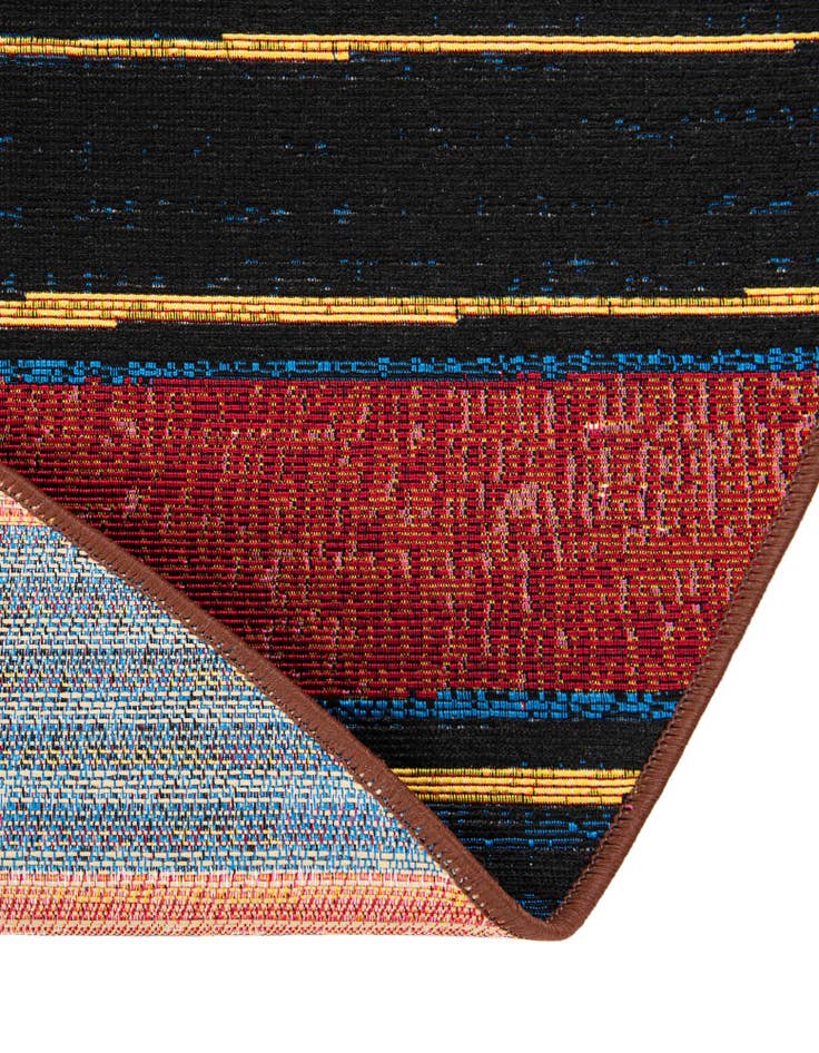 Detail image of 4' x 4'  Washable Modern Indoor / Outdoor Round Rug