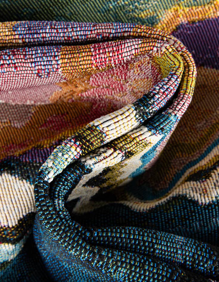 Detail image of 5' x 5' Easy-Clean Modern Indoor / Outdoor Round Rug