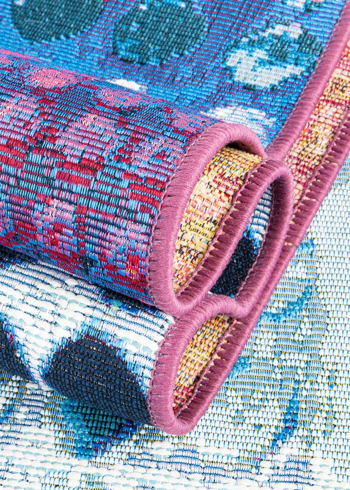 5' x 5' Easy-Clean Modern Indoor / Outdoor Round Rug