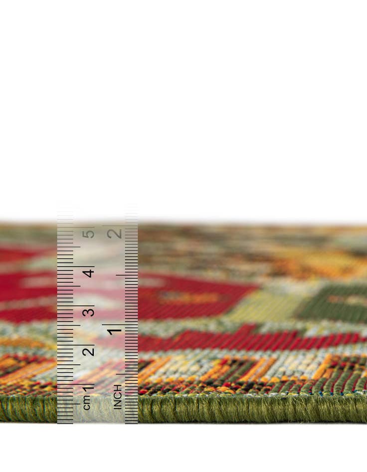 Detail image of 7' 10 x 7' 10 Easy-Clean Southwestern Indoor / Outdoor Round Rug