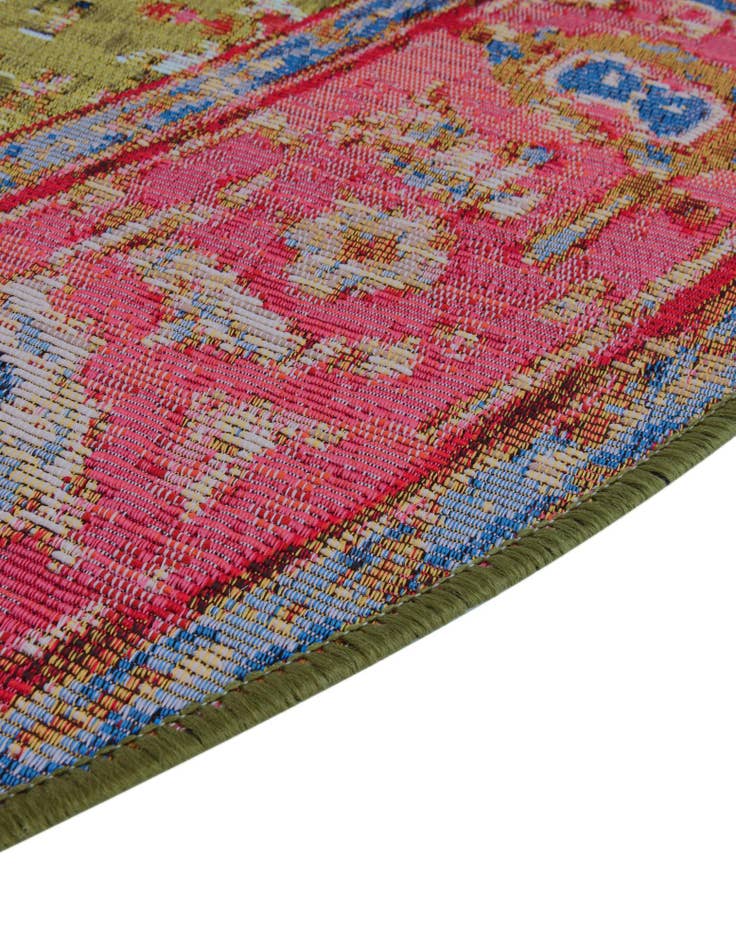 Detail image of 4' x 4' Easy-Clean Traditional Indoor / Outdoor Round Rug