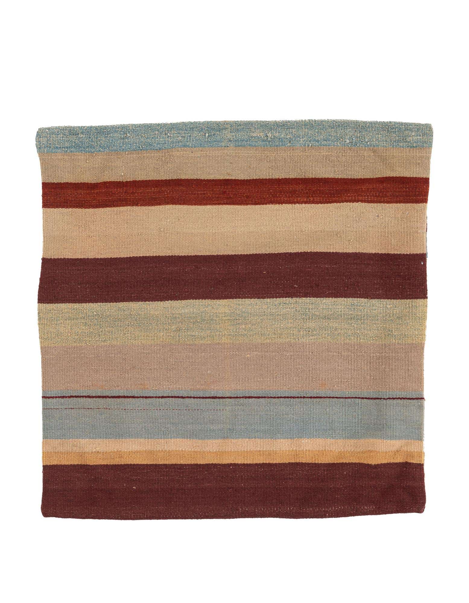 2' 5 x 2' 5 Hand Woven Pillow Wool Round Rug