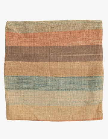 1' 8 x 1' 8 Hand Woven Pillow Wool Round Rug