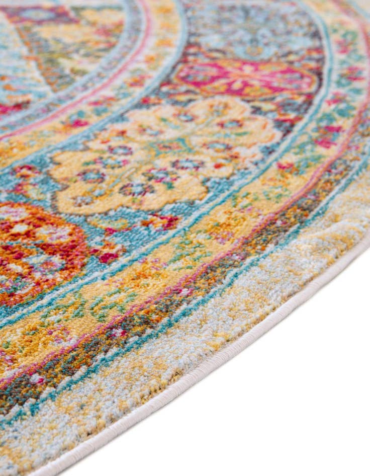 Detail image of 4' x 4' Santiago Round Rug