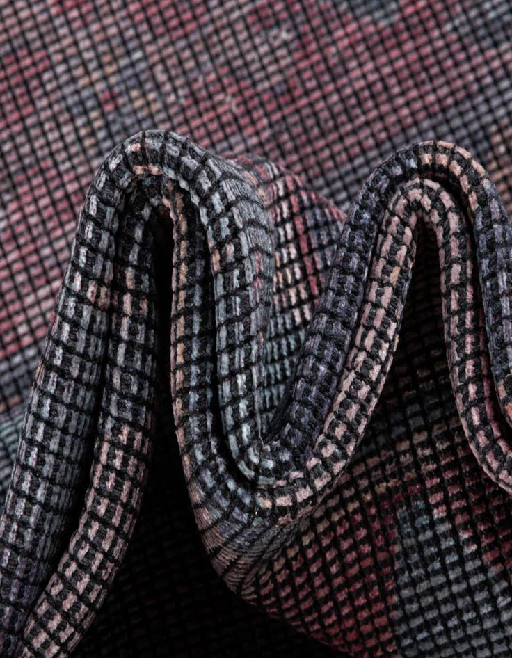 Detail image of 4' x 4' Washable Sisu Round Rug