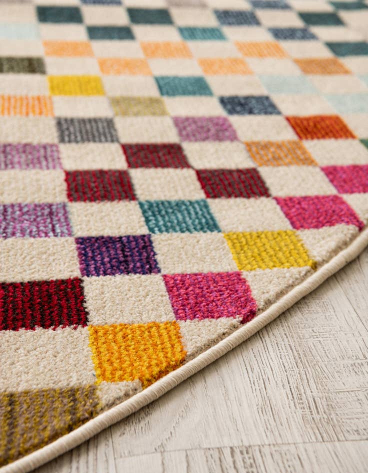 Detail image of 8' x 8' Washable Spectrum Round Rug