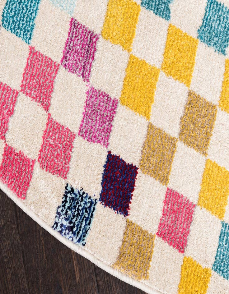 Detail image of 8' x 8'  Washable Spectrum Round Rug