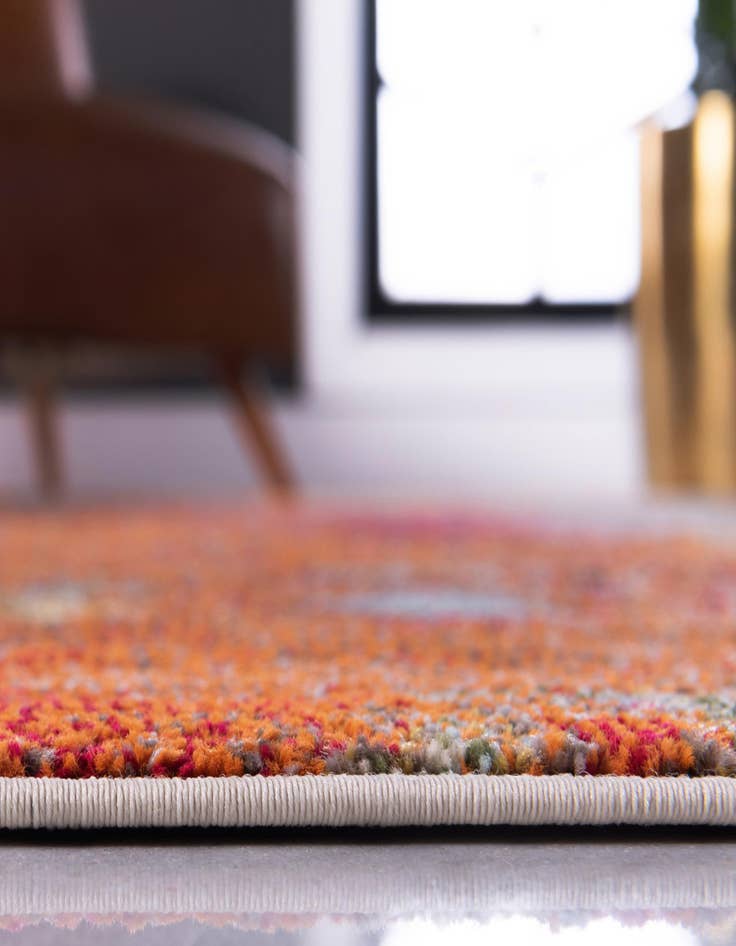 Detail image of 8' x 8'  Washable Spectrum Round Rug