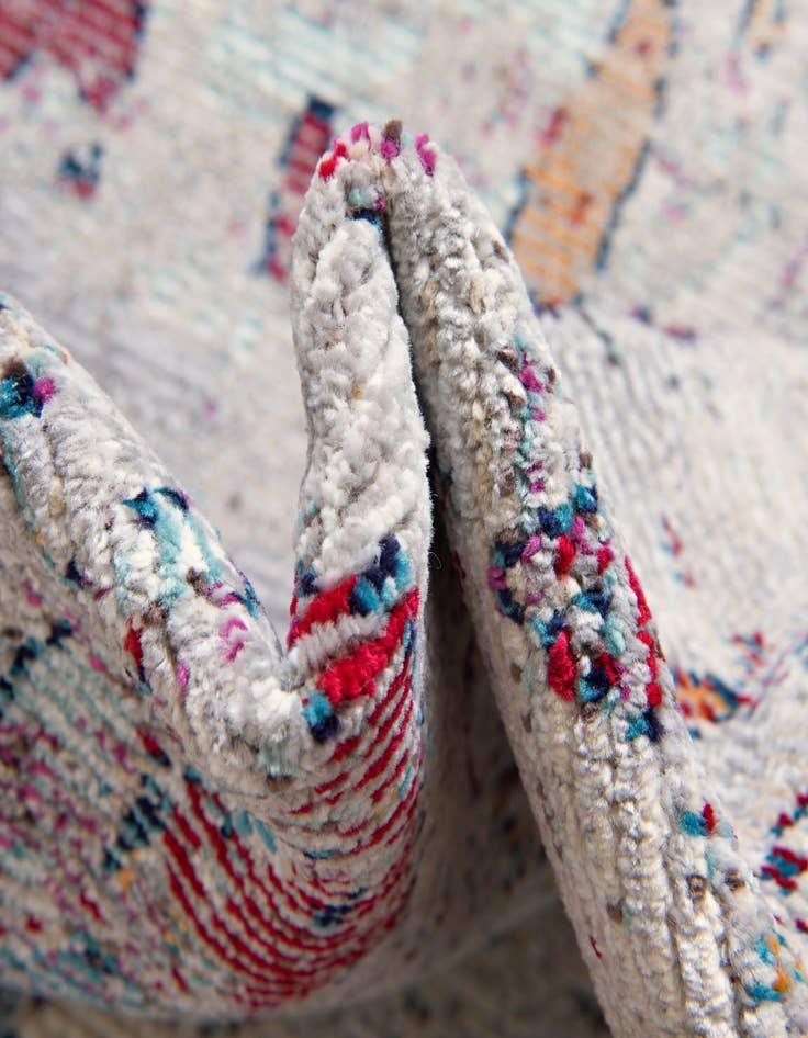 Detail image of 4' x 4' Starlight Round Rug