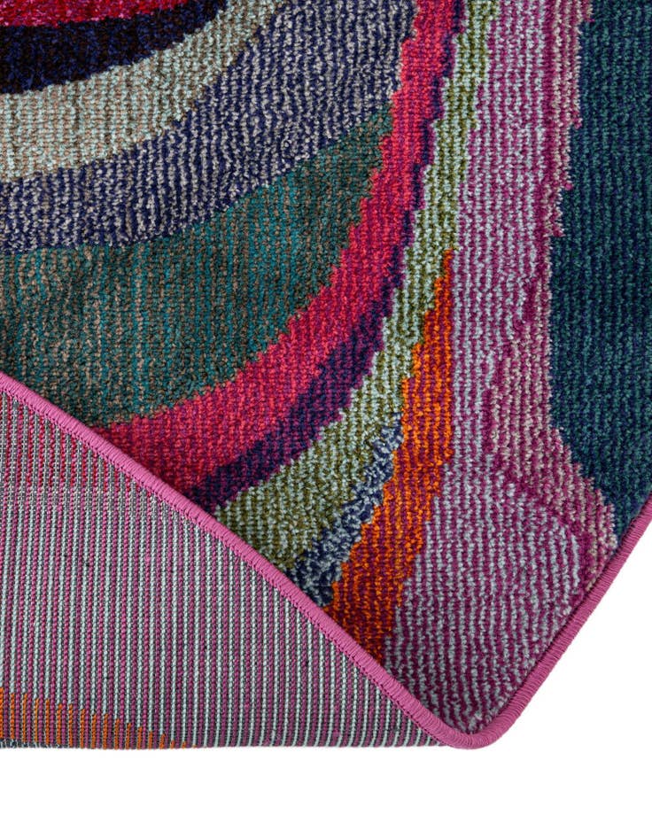 Detail image of 8' x 8' Washable Theia Round Rug