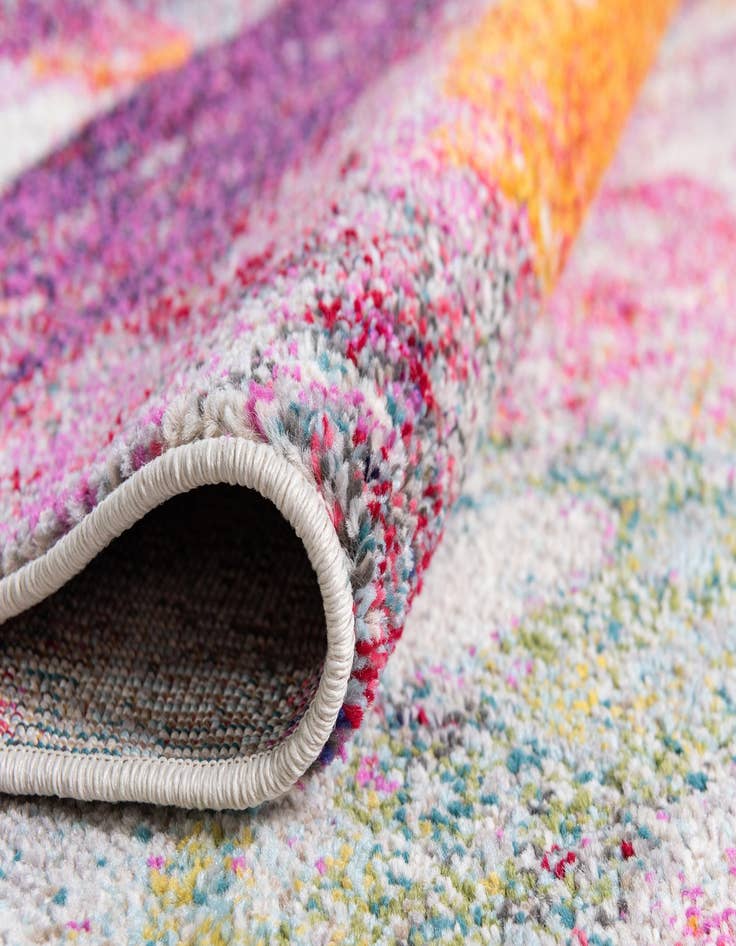 Detail image of 8' x 8' Washable Theia Round Rug