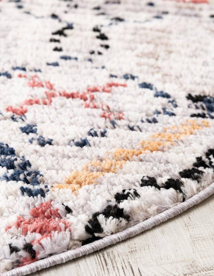 Detail image of 7' x 7' Tucson Round Rug