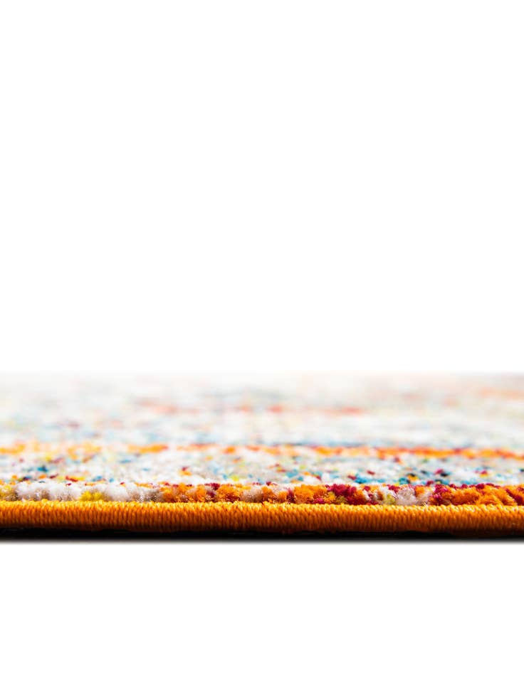 Detail image of 4' x 4' Veneto Round Rug