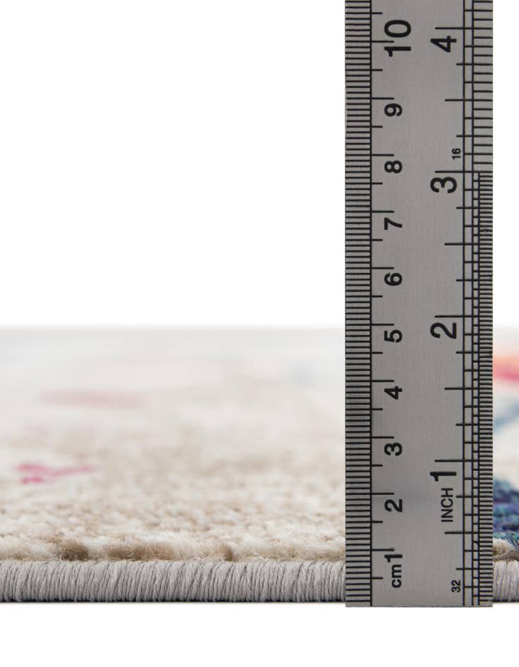 Detail image of 3' 3 x 3' 3 Washable Vivid Round Rug