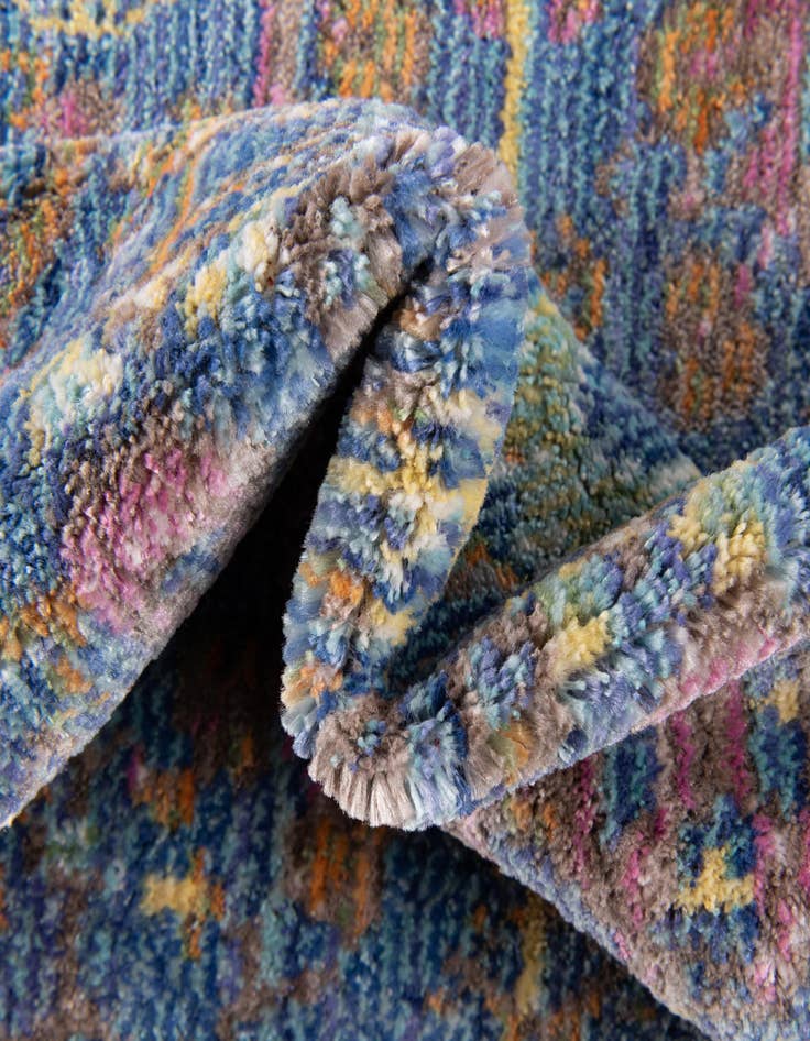 Detail image of 2' x 7' 10 Alexis Runner Rug