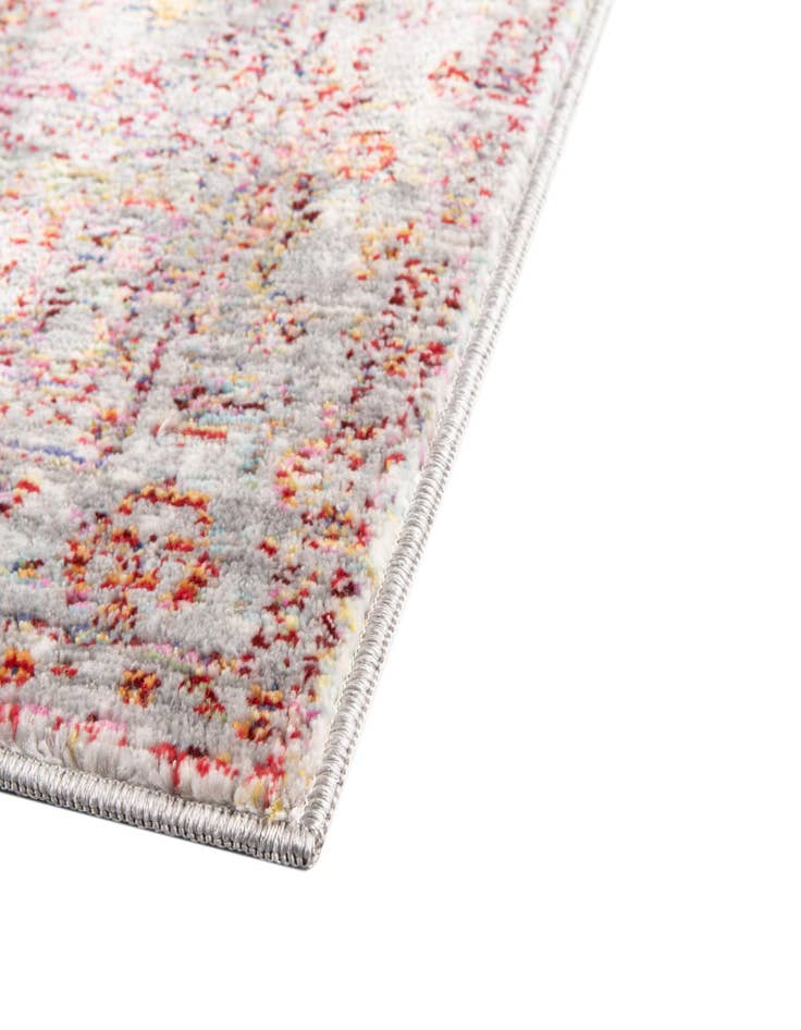 Detail image of 2' 3 x 4' Alexis Runner Rug