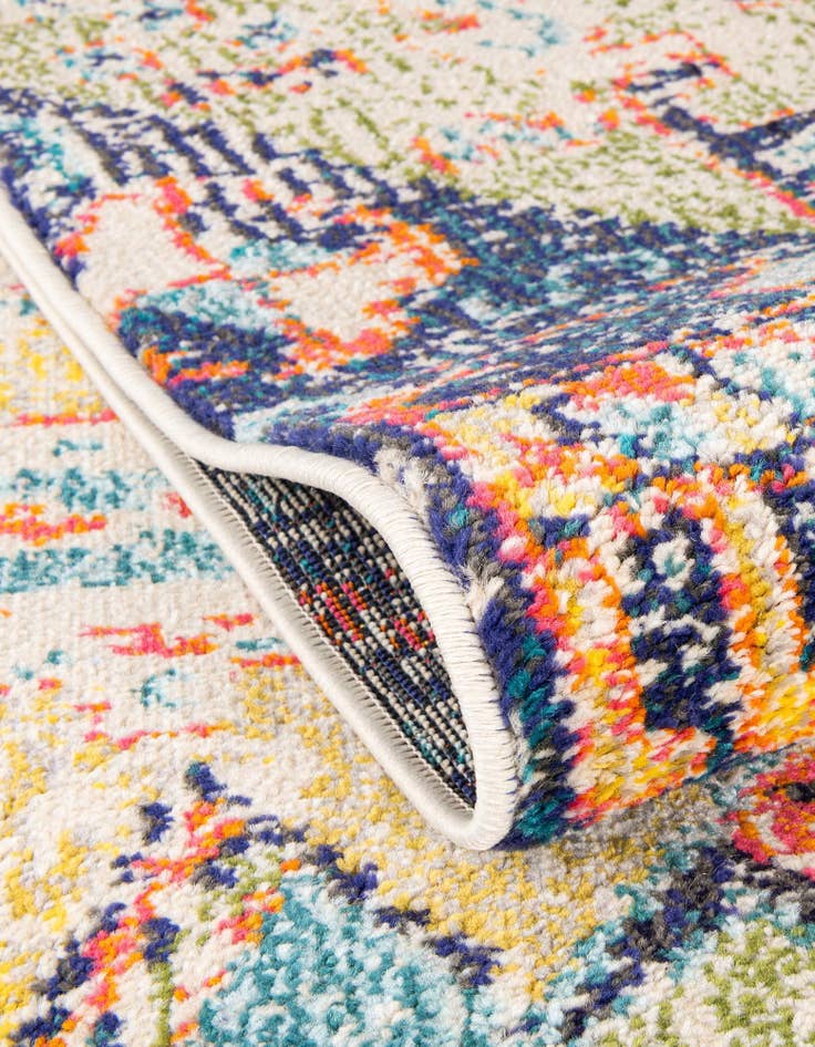 Detail image of 2' 7 x 10'  Washable Alta Runner Rug