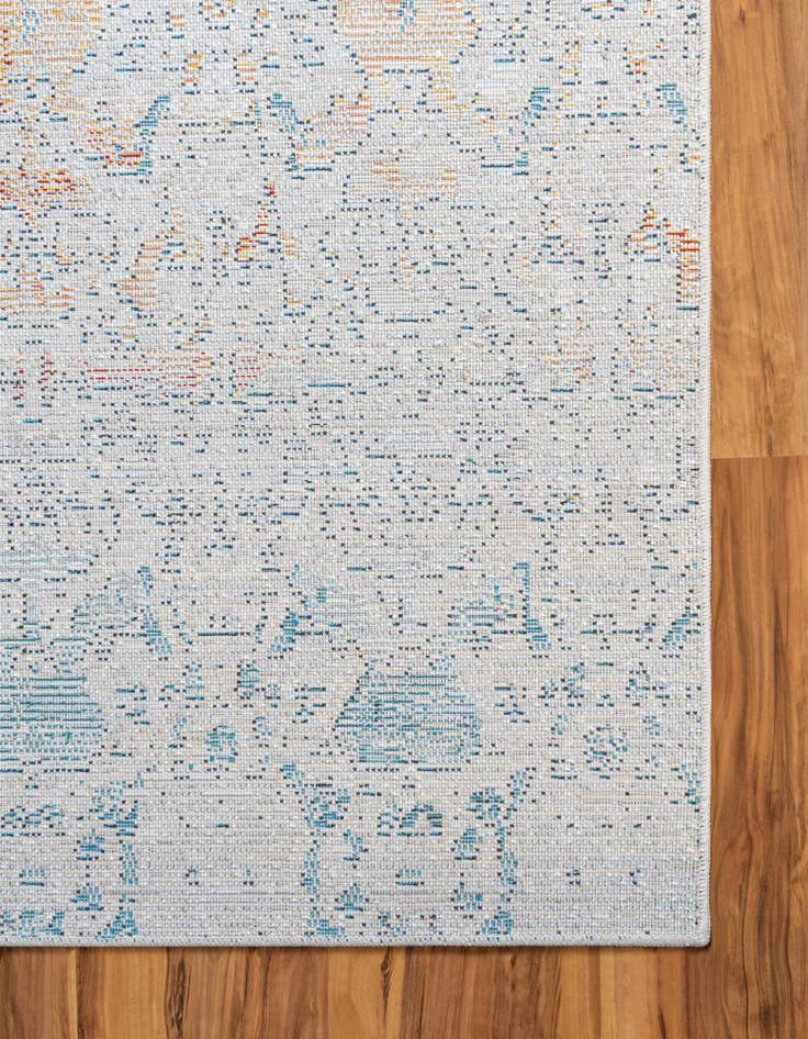 Detail image of 2' 2 x 6' Amulet Runner Rug