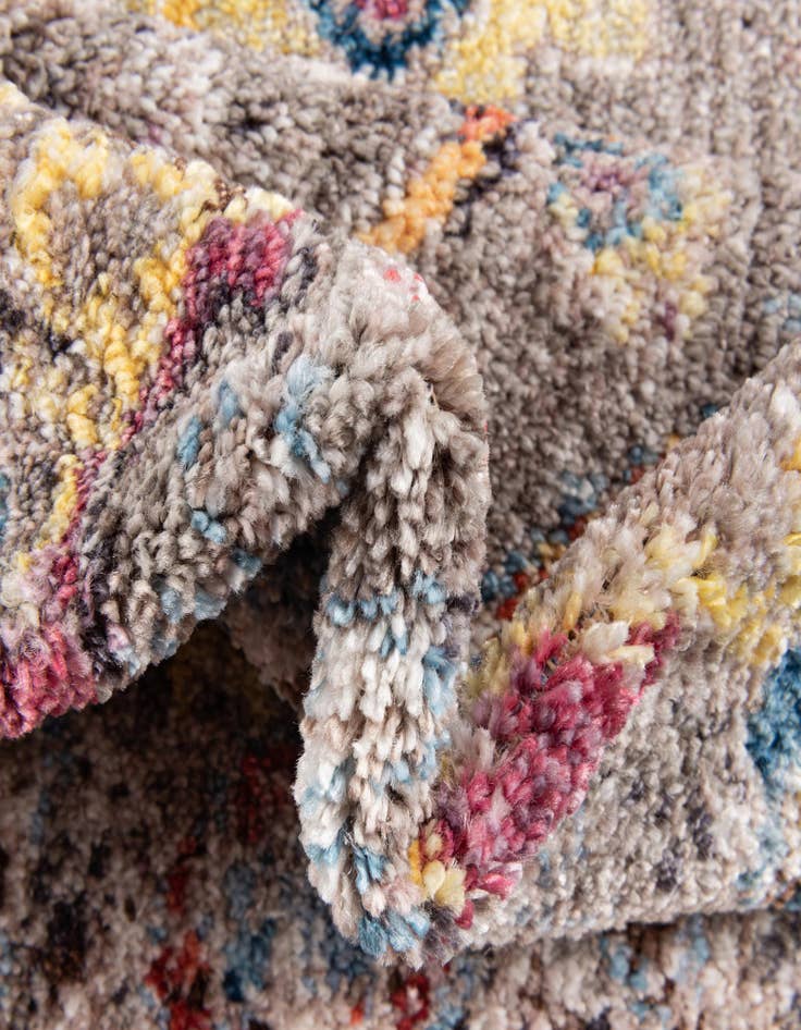 Detail image of 2' 3 x 8' Andromeda Runner Rug