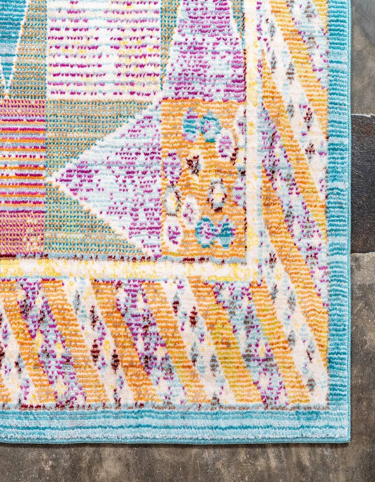 Detail image of 2' 7 x 9' 10 Aqua Runner Rug