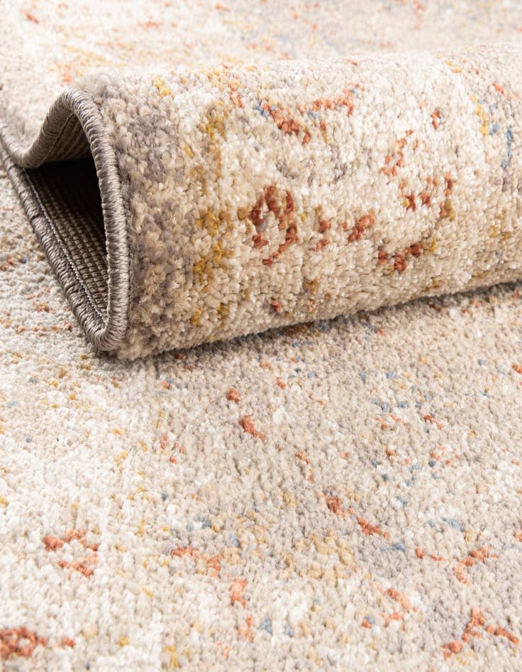 Detail image of 2' 8 x 7' 6 Arcadia Runner Rug