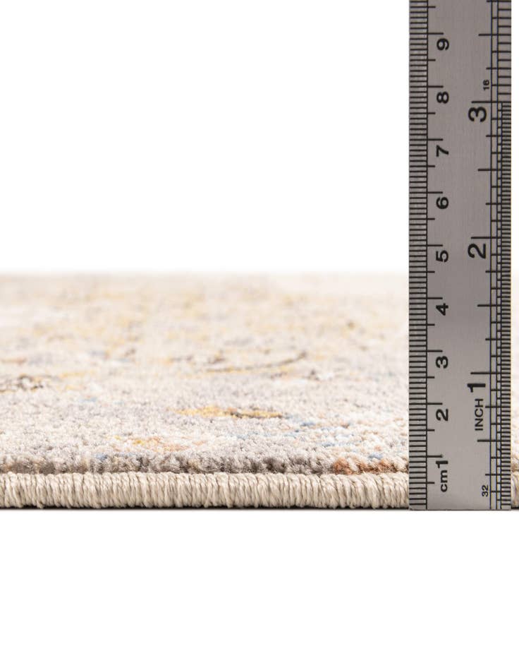 Detail image of 2' 8 x 7' 6 Arcadia Runner Rug