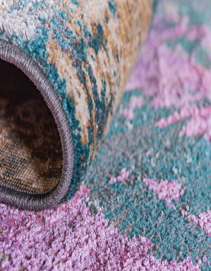 Detail image of 2' 7 x 10' Aria Runner Rug