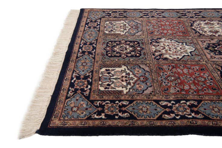 Detail image of 3' x 11' 4 Hand Knotted Bakhtiar Wool Runner Rug