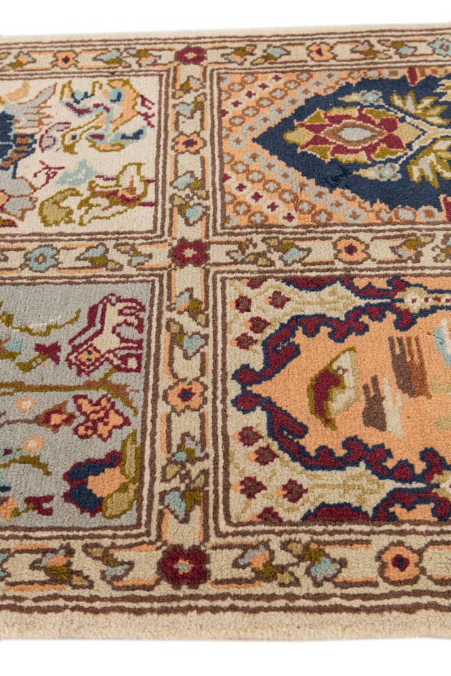 Detail image of 2' 5 x 5' 2 Hand Knotted Bakhtiar Wool Runner Rug