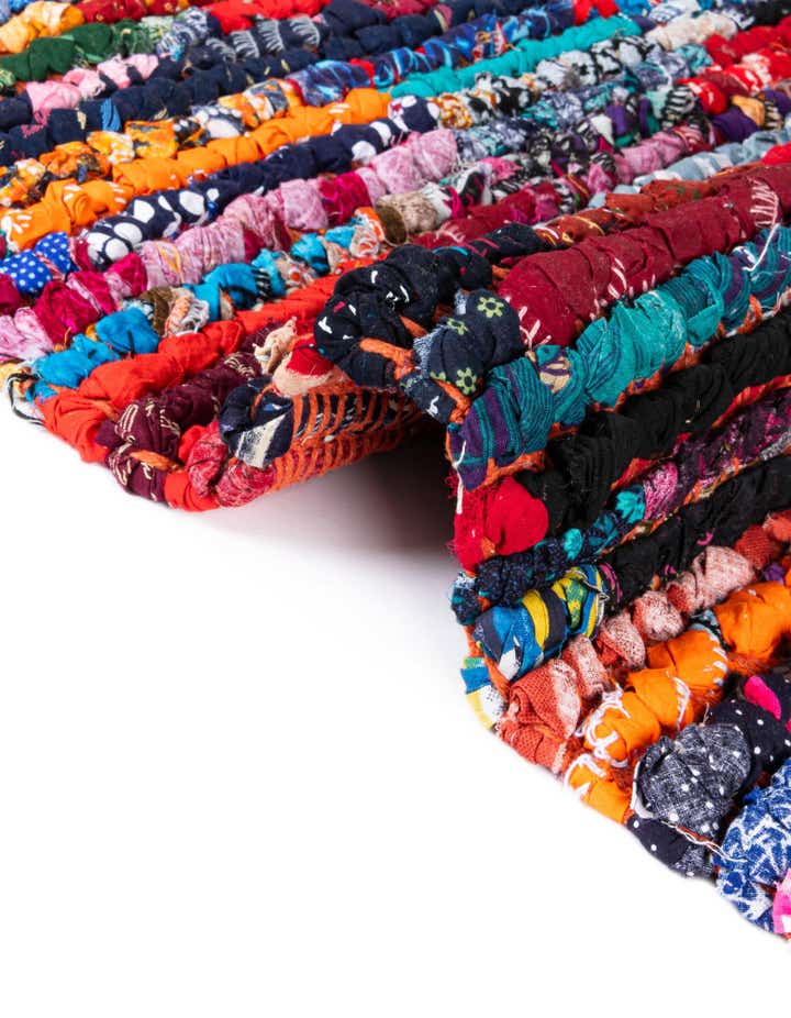 2' 8 x 9' Handmade Braided Chindi Runner Rug
