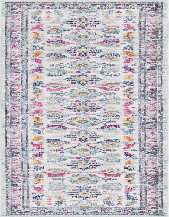 Detail image of 2' 7 x 9' 10 Budapest Runner Rug
