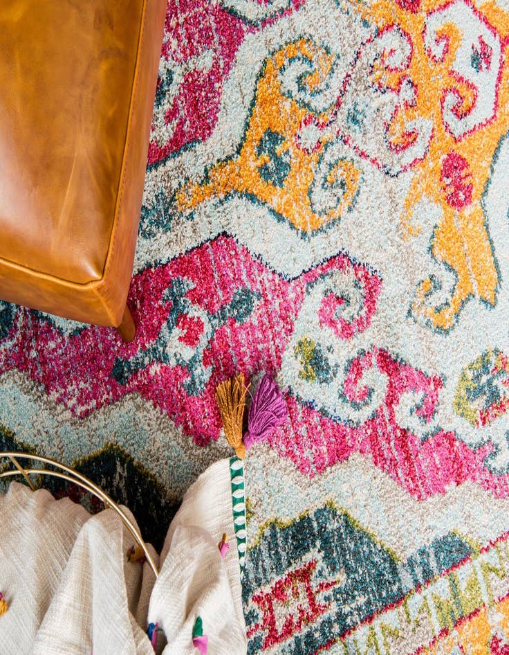 Detail image of 2' x 6' 9 Washable Carnevale Runner Rug