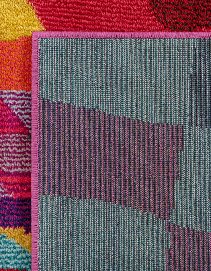 Detail image of 2' 7 x 10'  Washable Casablanca Runner Rug