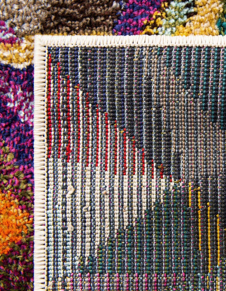 Detail image of 2' 7 x 10'  Washable Casablanca Runner Rug