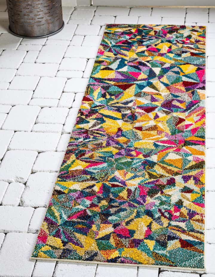 2' 2 x 6' 9 Washable Casablanca Runner Rug