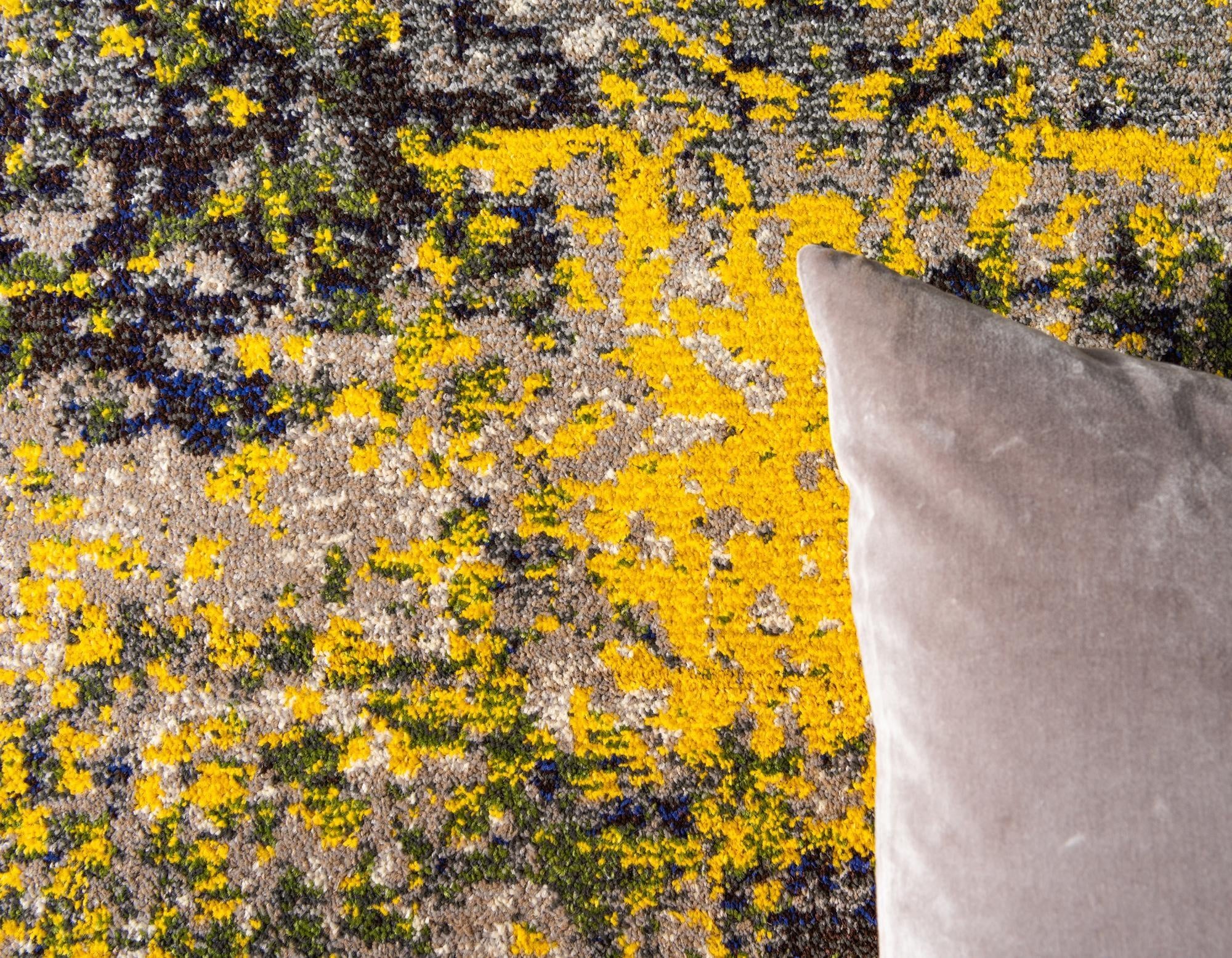 2' 7 x 10' Washable Casablanca Runner Rug