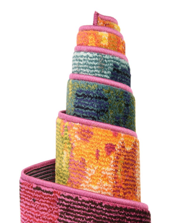 Detail image of 2' 7 x 10'  Washable Casablanca Runner Rug