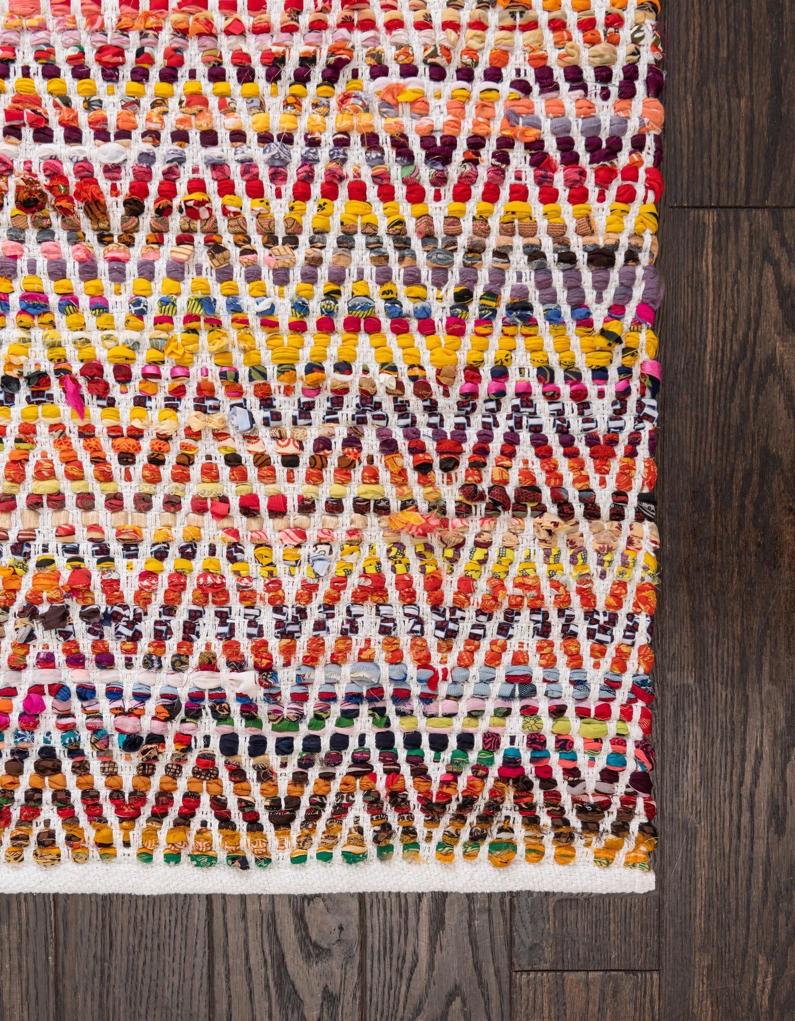 2' 7 x 10' Hand Woven Chindi Chevron Runner Rug