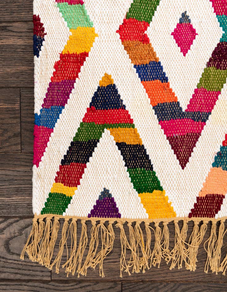 Detail image of 2' 2 x 6' 1  Hand Woven Chindi Trellis Runner Rug