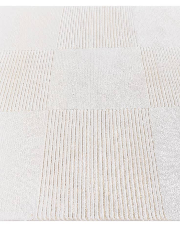 Detail image of 2' 9 x 13' 3  Hand Knotted Darya Wool Runner Rug