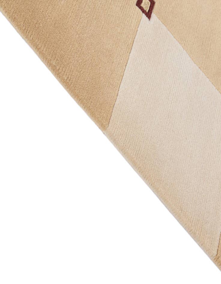 Detail image of 2' 8 x 6' 6  Hand Knotted Darya Wool Runner Rug