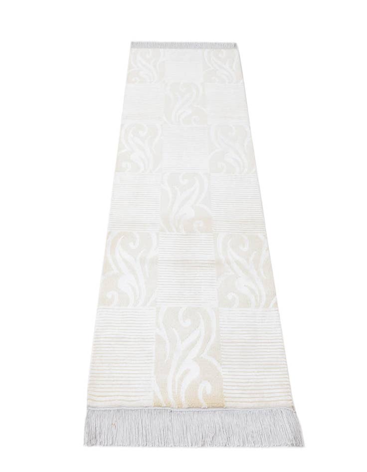 Detail image of 2' 8 x 6' 7 Hand Knotted Darya Wool Runner Rug