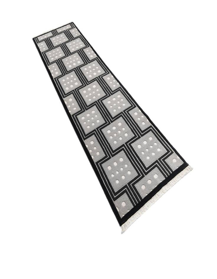 Detail image of 2' 7 x 10' Hand Knotted Darya Wool Runner Rug